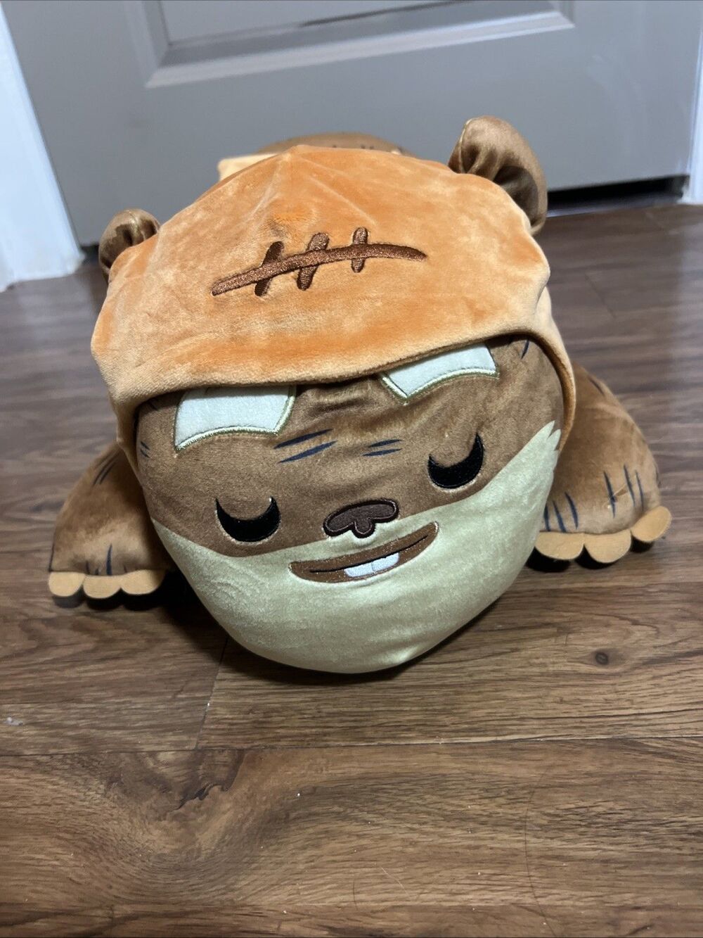 2023 Disney Parks Star Wars Sleeping Dream Friend EWOK Cuddleez 25” Excellent Co